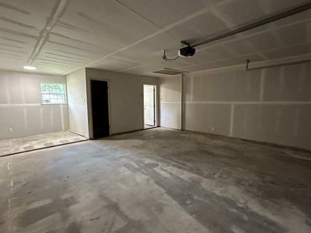 120 W Deport Street, Detroit, TX 75436