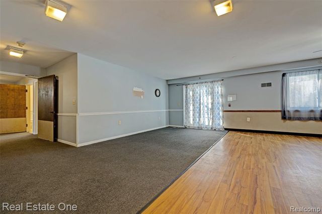 14334 Swanee Beach Drive, Fenton, MI 48430