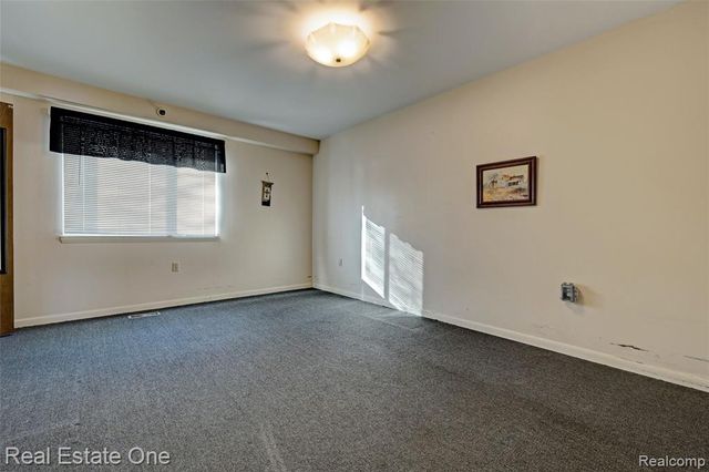 14334 Swanee Beach Drive, Fenton, MI 48430