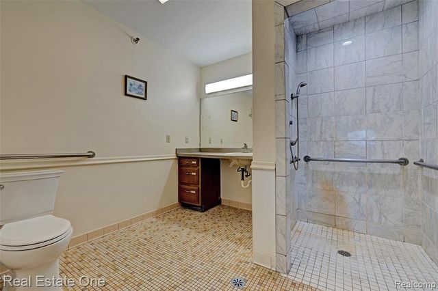 14334 Swanee Beach Drive, Fenton, MI 48430