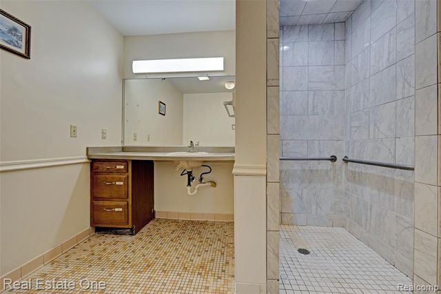 14334 Swanee Beach Drive, Fenton, MI 48430