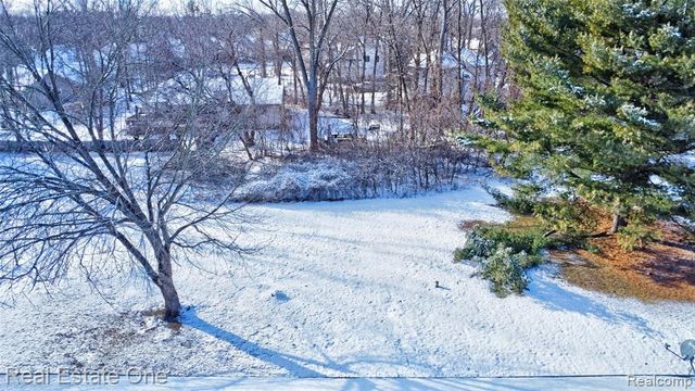 14334 Swanee Beach Drive, Fenton, MI 48430