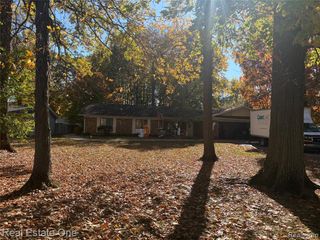 14334 Swanee Beach Drive, Fenton, MI 48430