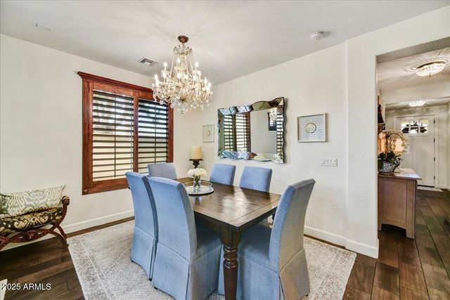 7 E LAURIE Lane, Phoenix, AZ 85020