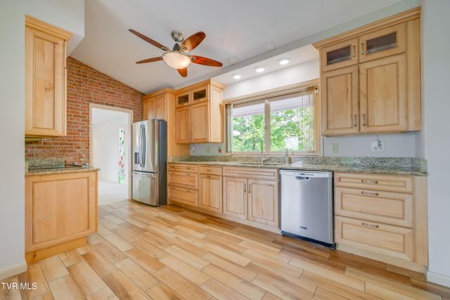 501 Smith Lane, Jonesborough, TN 37659