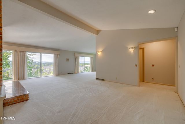 501 Smith Lane, Jonesborough, TN 37659