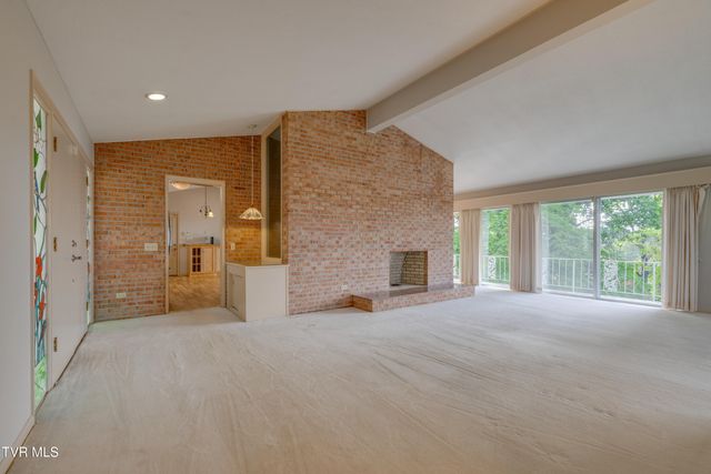 501 Smith Lane, Jonesborough, TN 37659