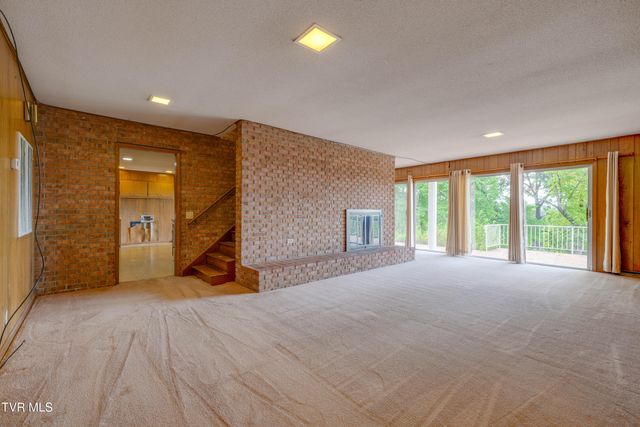 501 Smith Lane, Jonesborough, TN 37659