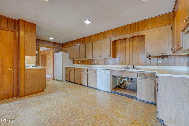 501 Smith Lane, Jonesborough, TN 37659