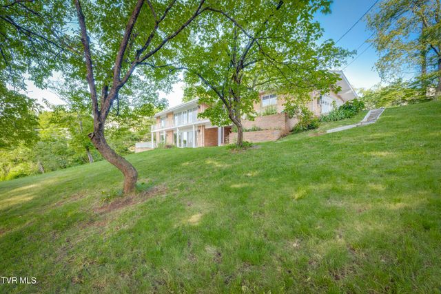 501 Smith Lane, Jonesborough, TN 37659