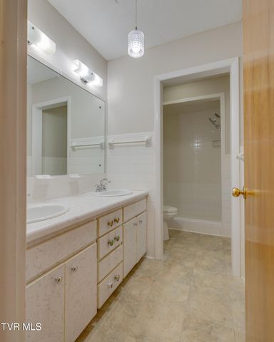 501 Smith Lane, Jonesborough, TN 37659