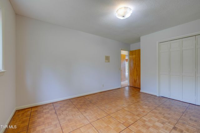 501 Smith Lane, Jonesborough, TN 37659