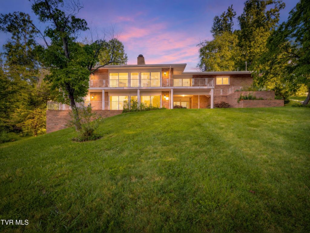 501 Smith Lane, Jonesborough, TN 37659