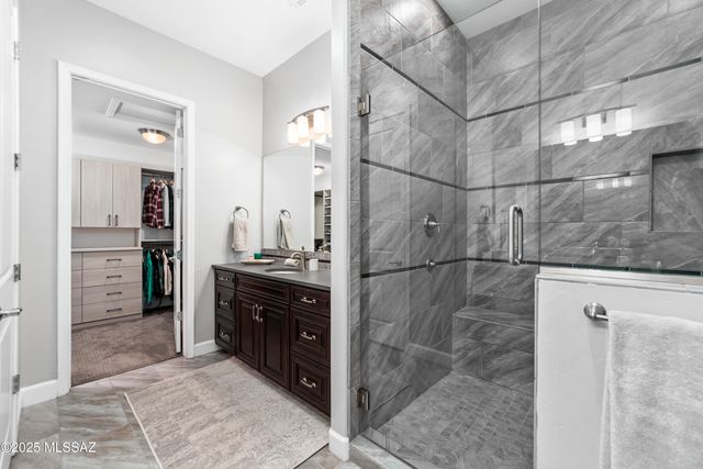 125 E Peralta Canyon Court, Oro Valley, AZ 85755