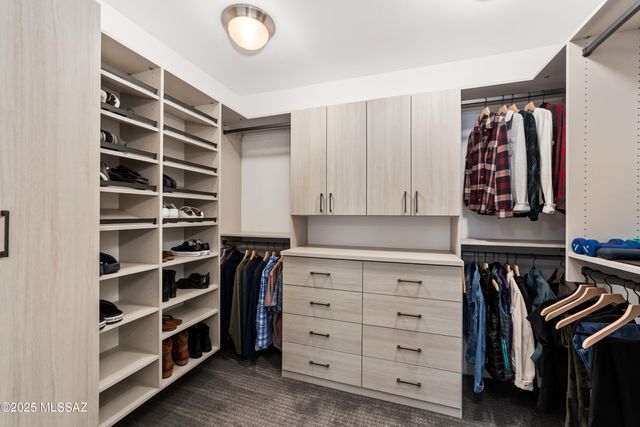 125 E Peralta Canyon Court, Oro Valley, AZ 85755