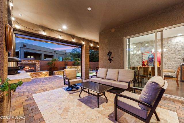 125 E Peralta Canyon Court, Oro Valley, AZ 85755