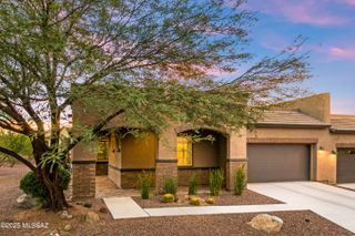 125 E Peralta Canyon Court, Oro Valley, AZ 85755