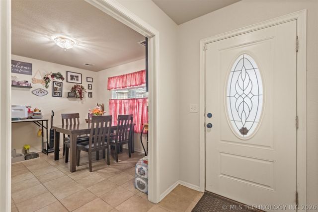 12348 S 268th East Avenue, Coweta, OK 74429