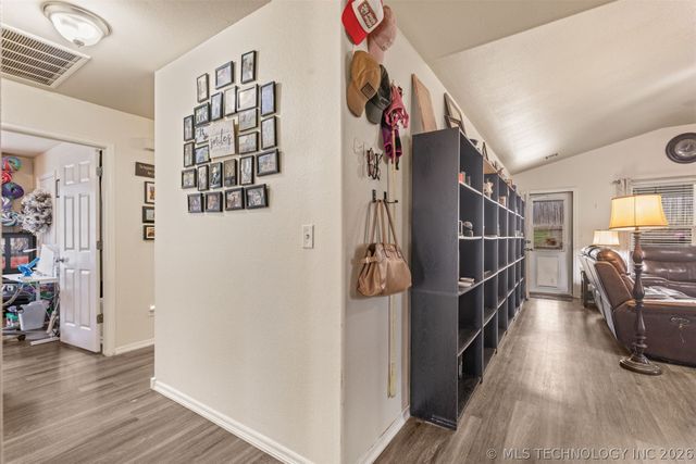 12348 S 268th East Avenue, Coweta, OK 74429