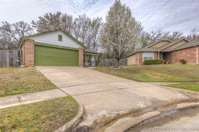 12348 S 268th East Avenue, Coweta, OK 74429