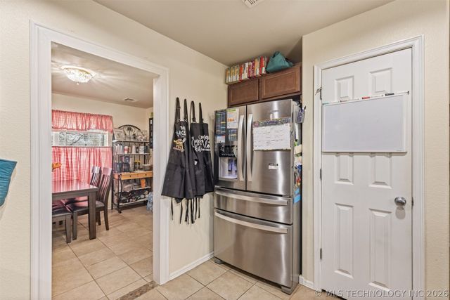 12348 S 268th East Avenue, Coweta, OK 74429