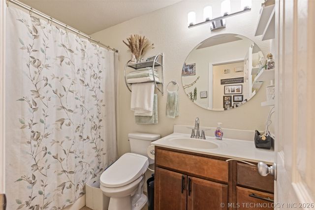 12348 S 268th East Avenue, Coweta, OK 74429