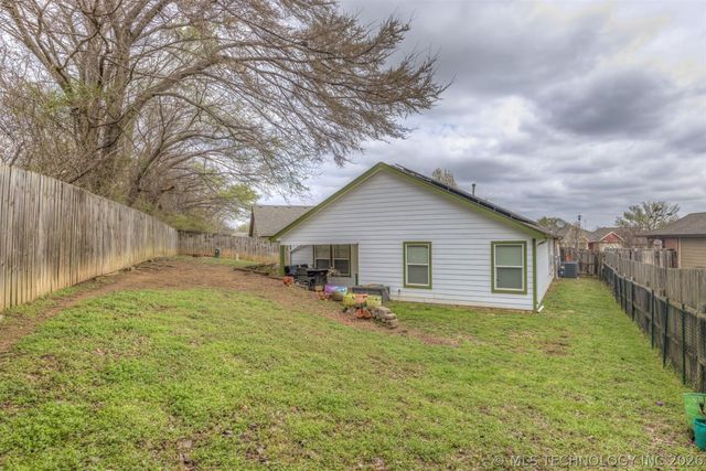 12348 S 268th East Avenue, Coweta, OK 74429