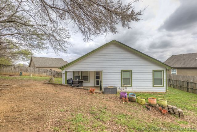 12348 S 268th East Avenue, Coweta, OK 74429