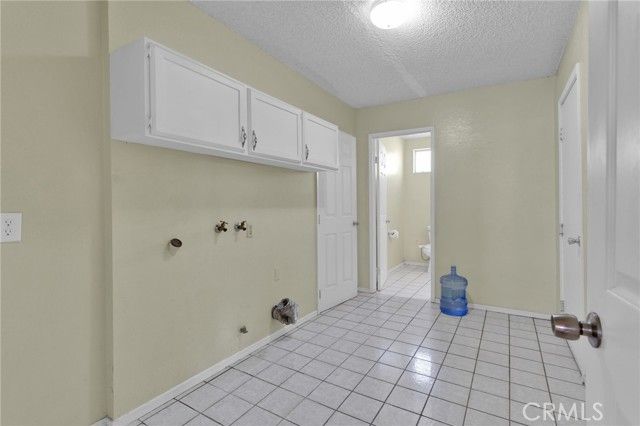 14637 Sequoia, Hesperia, CA 92345