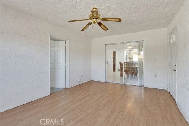 14637 Sequoia, Hesperia, CA 92345