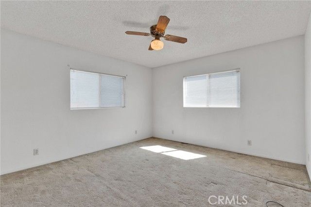 14637 Sequoia, Hesperia, CA 92345