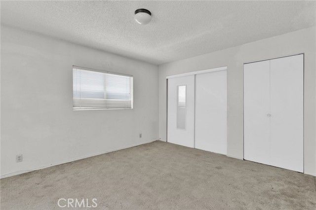 14637 Sequoia, Hesperia, CA 92345