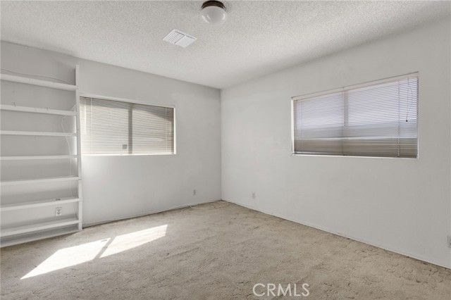 14637 Sequoia, Hesperia, CA 92345