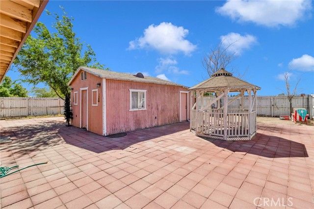 14637 Sequoia, Hesperia, CA 92345