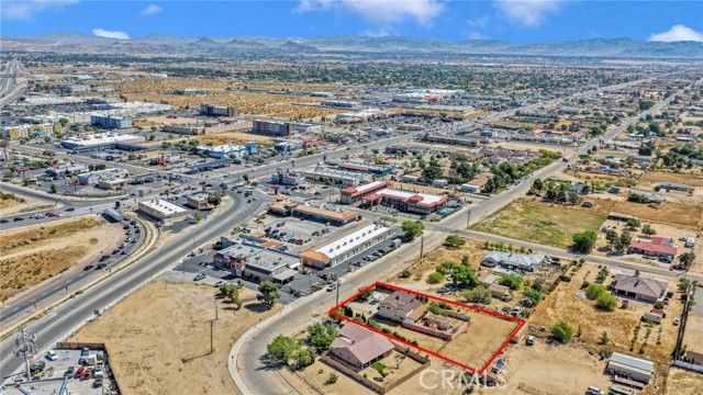 14637 Sequoia, Hesperia, CA 92345