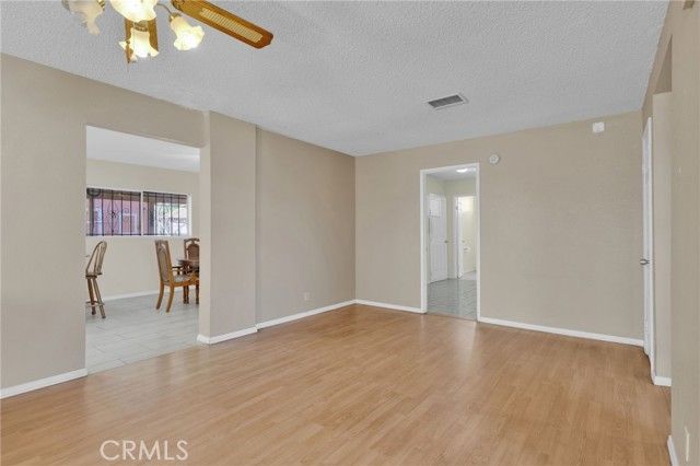 14637 Sequoia, Hesperia, CA 92345