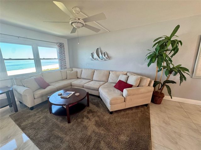 1230 GULF BOULEVARD 1402, Clearwater Beach, FL 33767