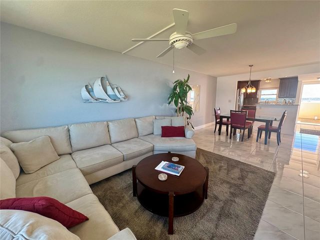 1230 GULF BOULEVARD 1402, Clearwater Beach, FL 33767