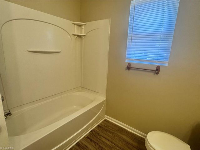 3236 Ridgewood Place Drive, Winston-salem, NC 27107
