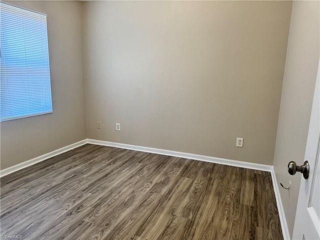 3236 Ridgewood Place Drive, Winston-salem, NC 27107