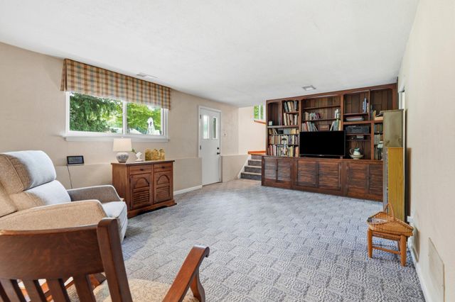 5005 JEFFERSON DR, Brookhaven, PA 19015