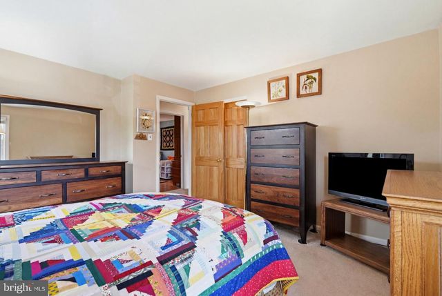 5005 JEFFERSON DR, Brookhaven, PA 19015