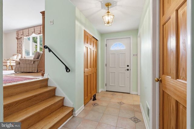5005 JEFFERSON DR, Brookhaven, PA 19015