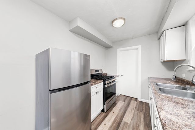 11837 S Sangamon Street, Chicago, IL 60643