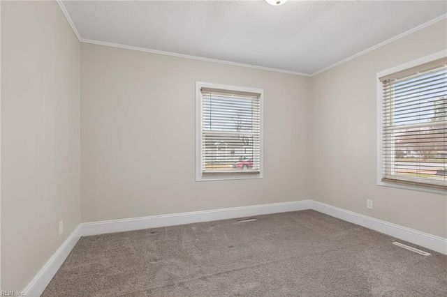 305 Elizabeth ST, Suffolk, VA 23434