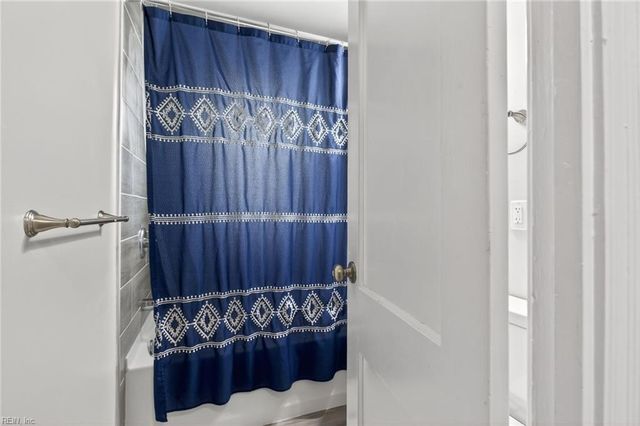 305 Elizabeth ST, Suffolk, VA 23434