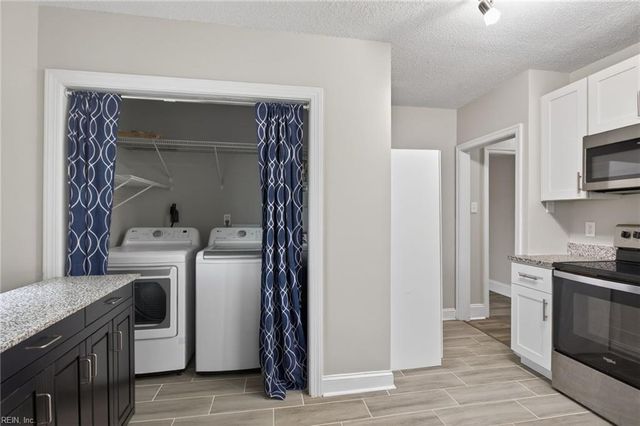 305 Elizabeth ST, Suffolk, VA 23434