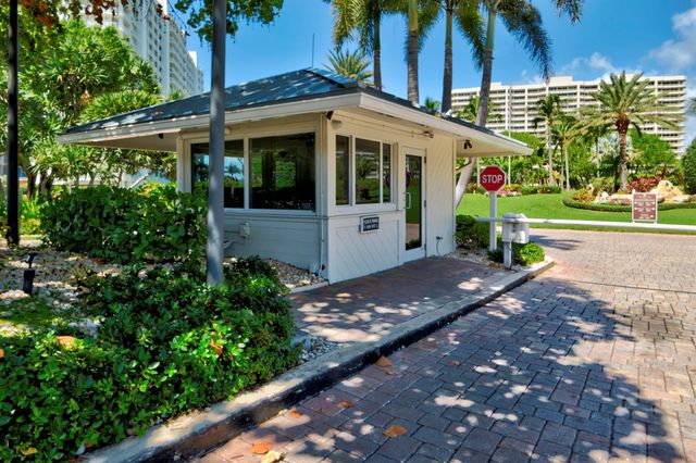 4201 N Ocean Boulevard 608, Boca Raton, FL 33431