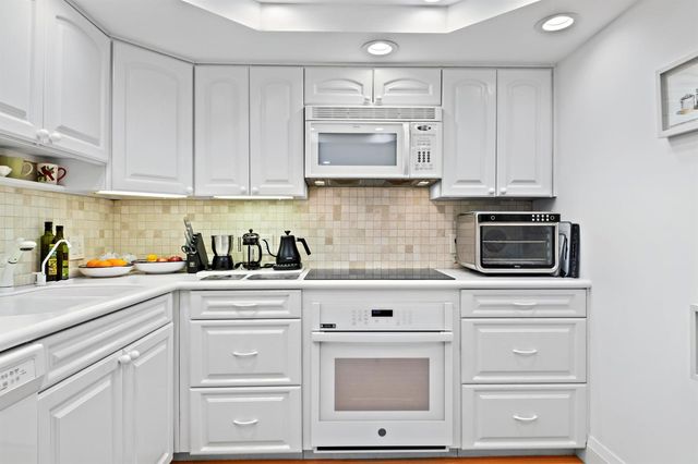 4201 N Ocean Boulevard 608, Boca Raton, FL 33431