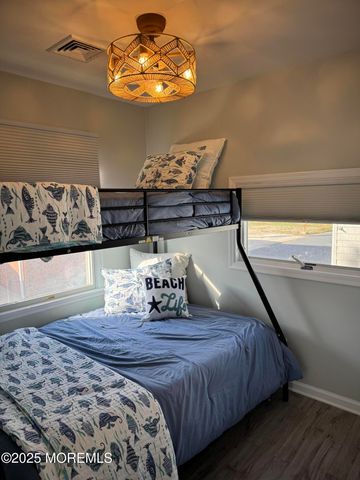 120 W Chadwick Way, Lavallette, NJ 08735